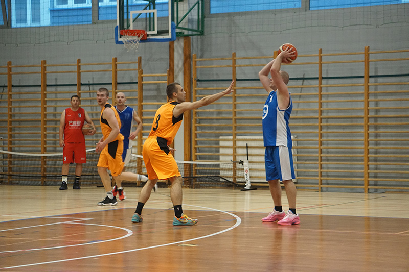 Kolejka 13